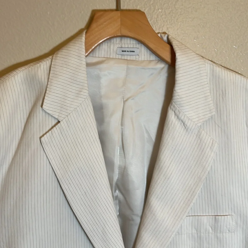 Calvin Klein White Striped Sport Coat Blazer
